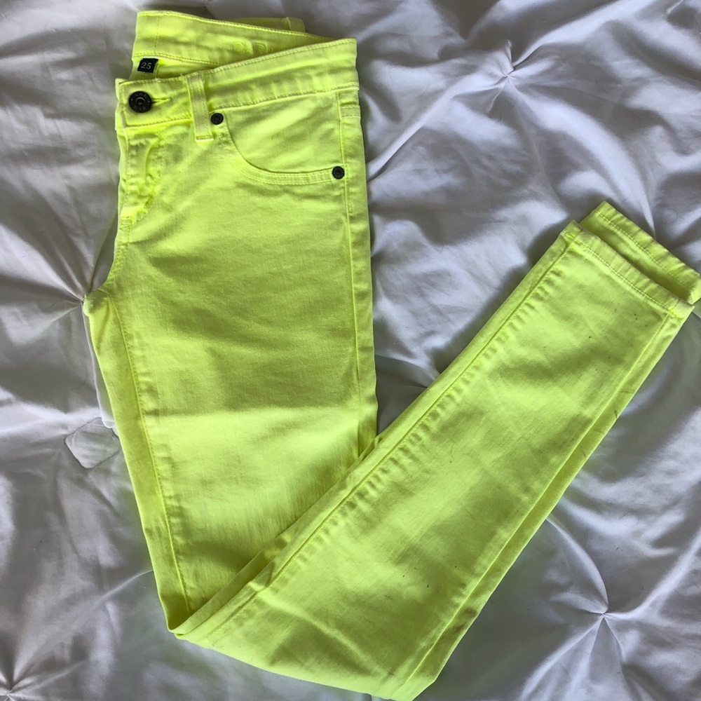 LF Carmar Neon Jeans